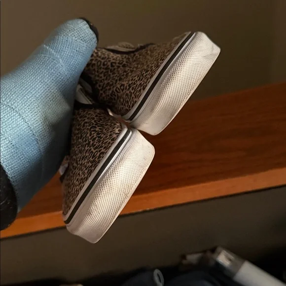 Vans Leopard Print Slip-On Sneakers - Tan and Black cheetah leopard - Picture 4 of 10